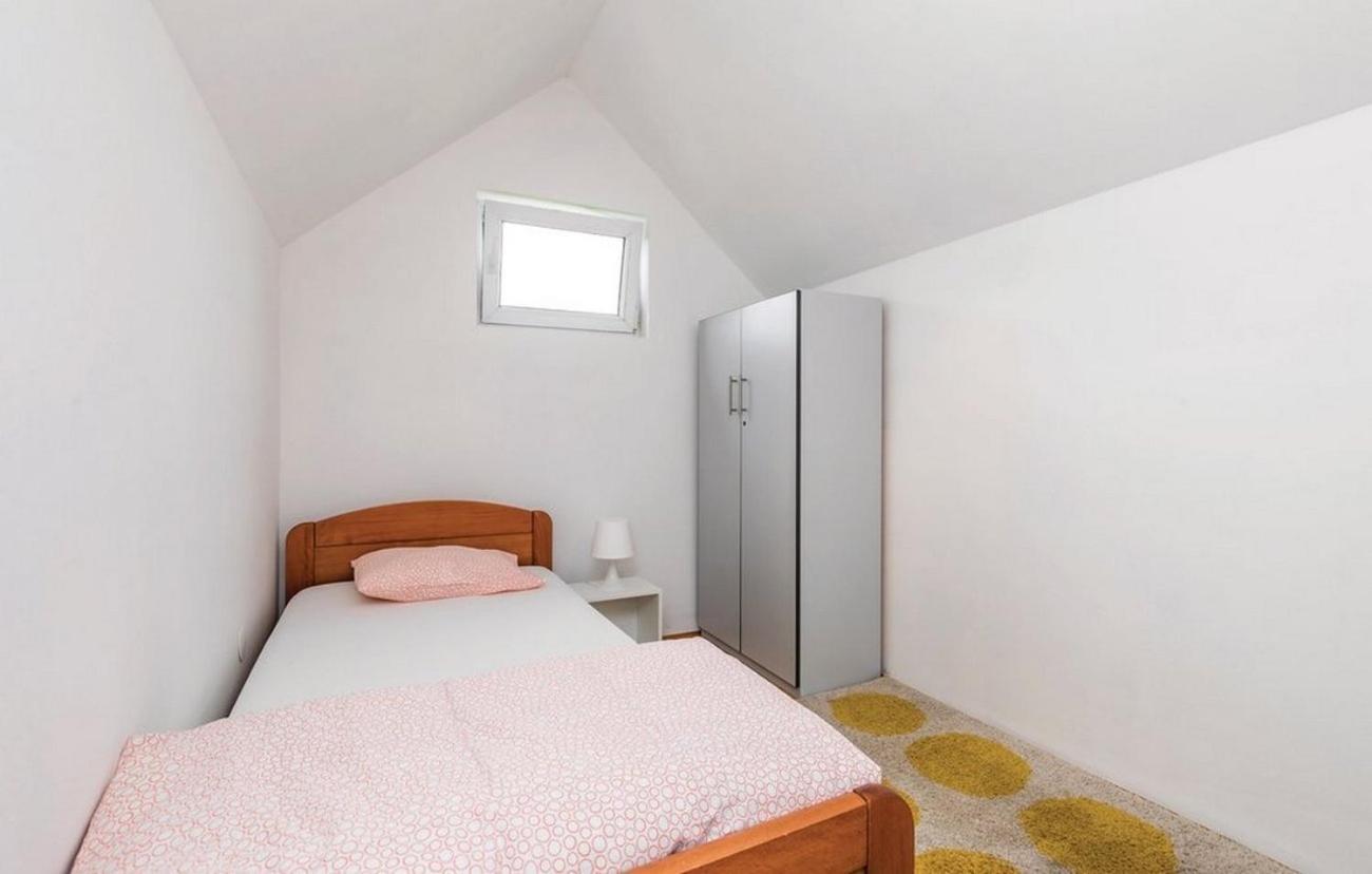 Apartments For Families With Children Jasenak, Karlovac - 17501 Quarto foto